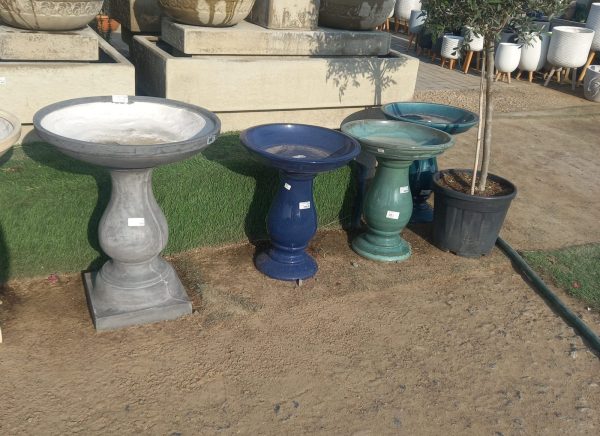 Stand pot